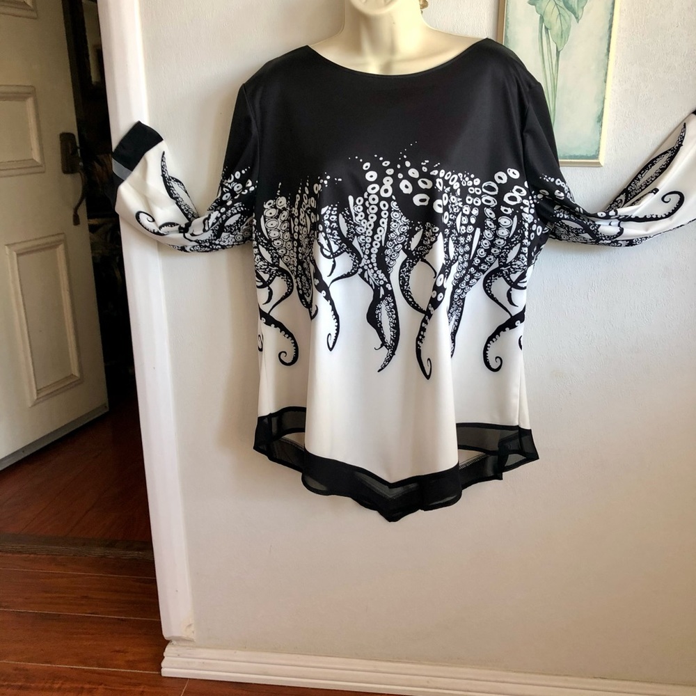 BLACK & WHITE BEAUTIFUL BLOUSE Asymmetric Hem Three Quarter Sleeve - Picture 6 of 6